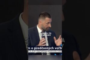 Každý politik by mal predsa konať tak, aby sa na ulici nemusel obzerať cez plece...