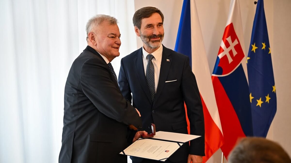 Tlačový brífing po udelení Zlatej pamätnej medaily ministra zahraničných vecí