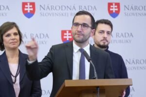 1764333929 maxresdefault.jpg Hanba a fiasko Kaliňáka. Snahu o pomstu mu stopla polícia aj prokuratúra