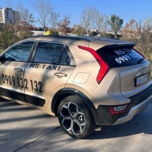 Taxi služby v Topoľčanoch: Komplexné porovnanie cien a kvality