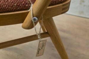 Martin Andraško: Kompletne zrenovovaná súprava retro stoličiek.