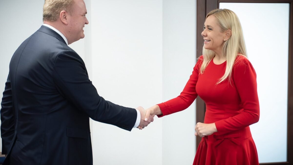 mhsr: naŠÍm cieĽom je udrŽaŤ v koŠiciach zamestnanosŤ a vÝrobu MHSR: NAŠÍM CIEĽOM JE UDRŽAŤ V KOŠICIACH ZAMESTNANOSŤ A VÝROBU OCELE