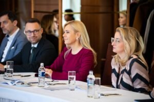 MHSR: S RÚZ O KĽÚČOVÝCH POTREBÁCH PODNIKOV A PRIEMYSLU