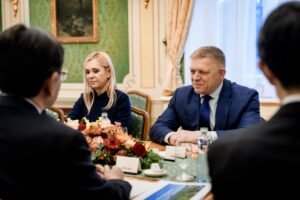 Robert Fico: Dnes som prijal zástupcov spoločnosti U.S. Steel Košice a japonskej...