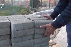 Úrad splnomocnenca vlády pre rómske komunity opäť pomáha v regiónoch – ob...