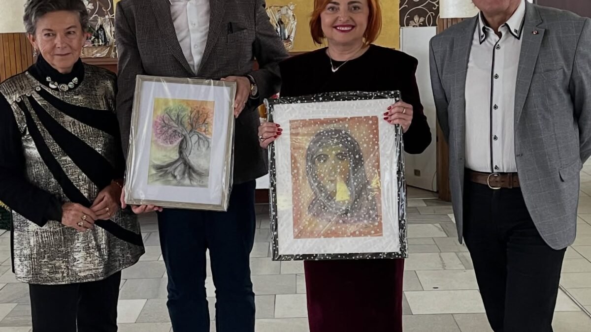 mesto prievidza: predvianočné stretnutie v dennom centre bôbar Mesto Prievidza: Predvianočné stretnutie v Dennom centre Bôbar