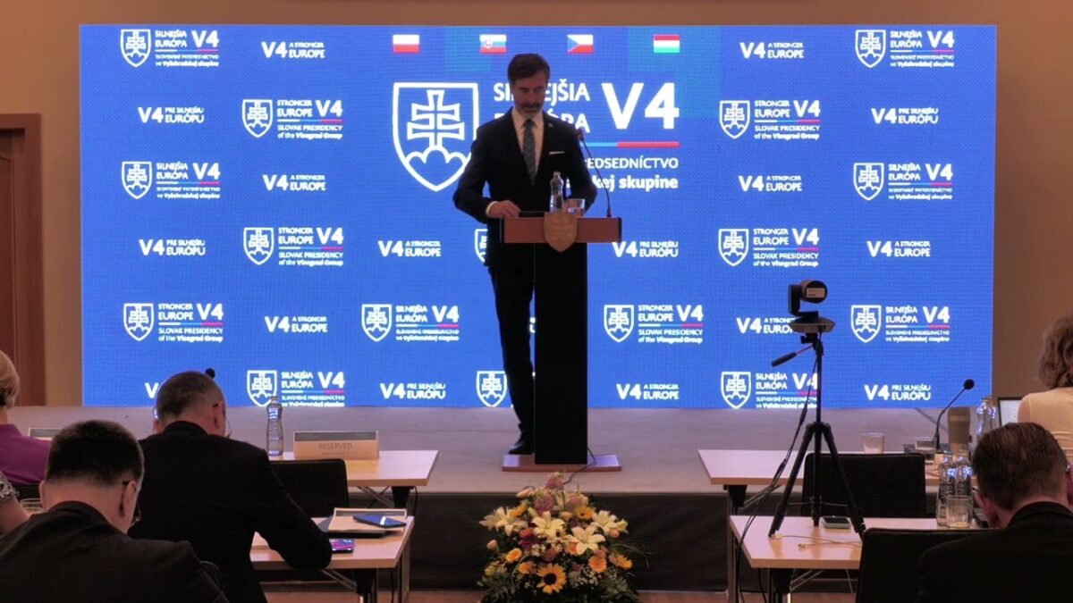 Tlačová konferencia ministra J. Blanára k predstaveniu priorít predsedníctva SR vo V4