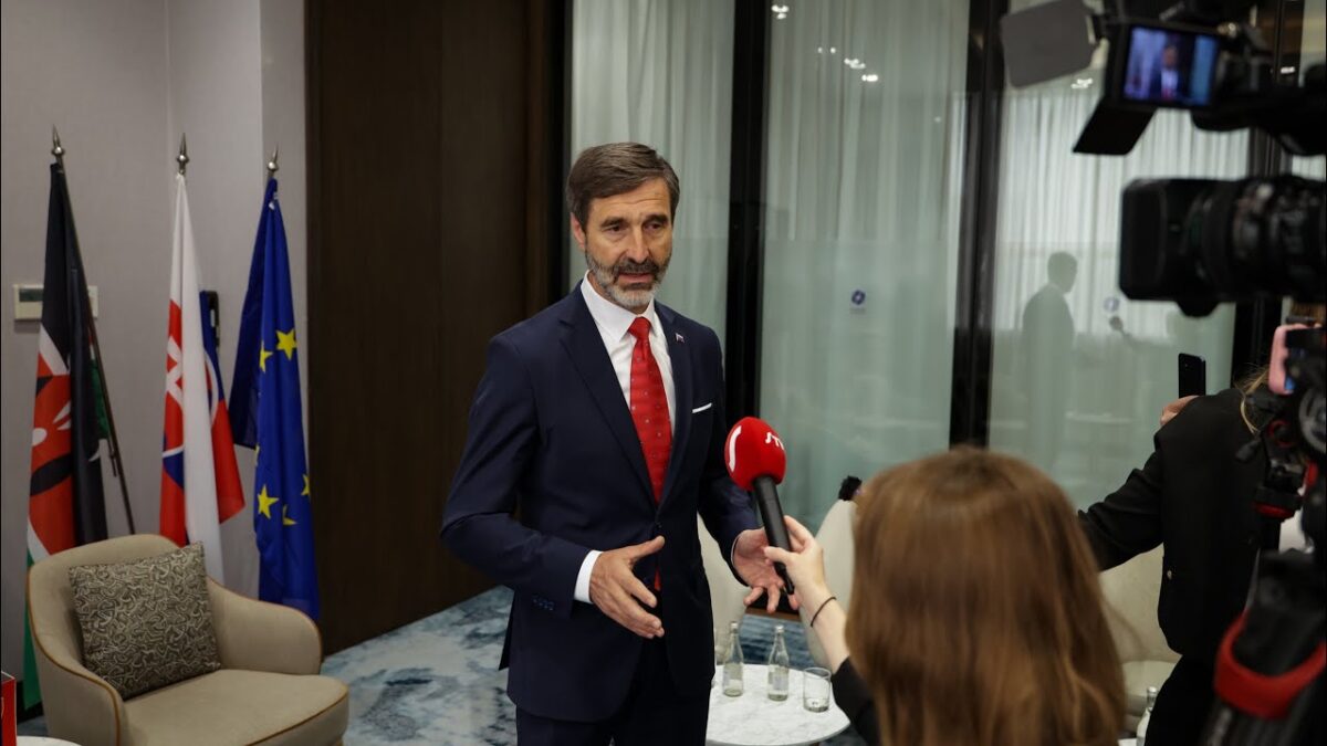 Tlačový brífing ministra J. Blanára po otvorení slovensko-kenského obchodného a rozvojového fóra