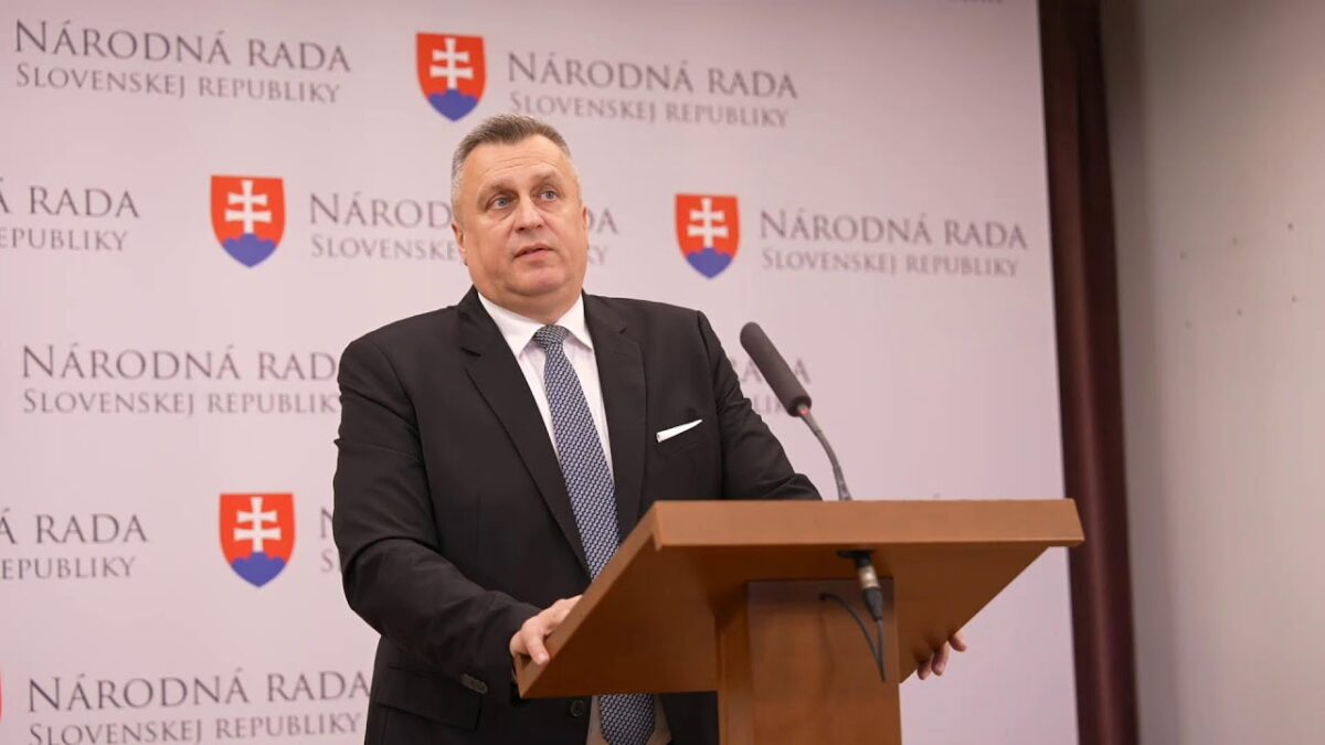 Andrej Danko: K navýšeniu dôchodkov pre 90 ročných občanov SR a vnútropolitická situácia