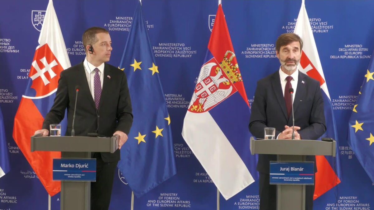 Tlačová konferencia šéfov diplomacií Slovenska a Srbska