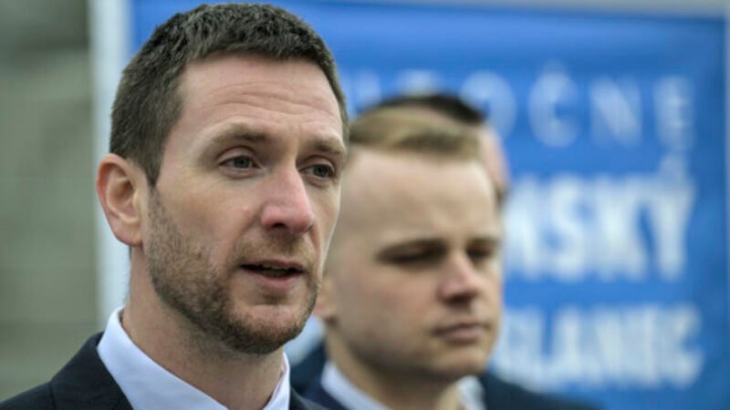 Uhrík kritizuje Laššákovej kandidatúru. Smer podľa neho môže pomáhať Majerskému