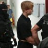Súdny proces po útoku na gymnáziu pokračuje. Obžalovaný Samuel zostáva vo väzbe