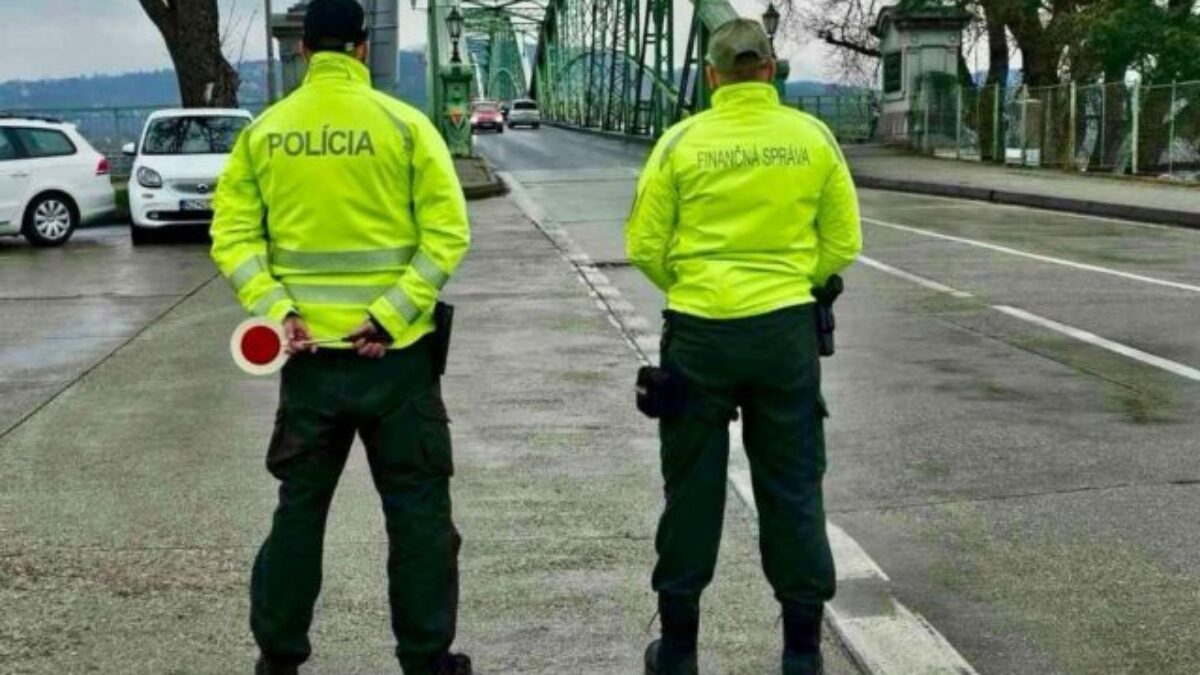Policajti počas osobitnej kontroly zistili takmer 1 500 porušení pravidiel cestnej premávky. Najhoršie dopadol Prešovský kraj