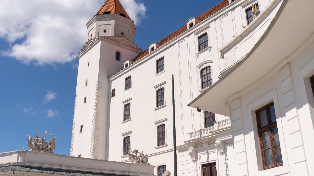 Bratislavský hrad: SNM – Historické múzeum na Bratislavskom hrade si vás dovoľuje upozorniť na zmenu otváracích hodín počas týždňa od 24. do 30. augusta 2026.