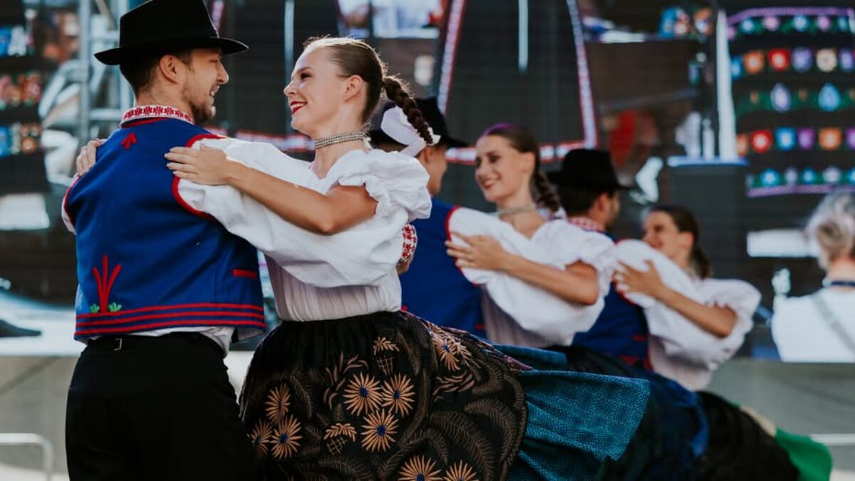 Mesto Banská Bystrica: 368. RADVANSKÝ JARMOK BUDE O SKLE A RUČNEJ SKLÁRSKEJ VÝROBE, NAHLIADNITE DO PROGRAMU