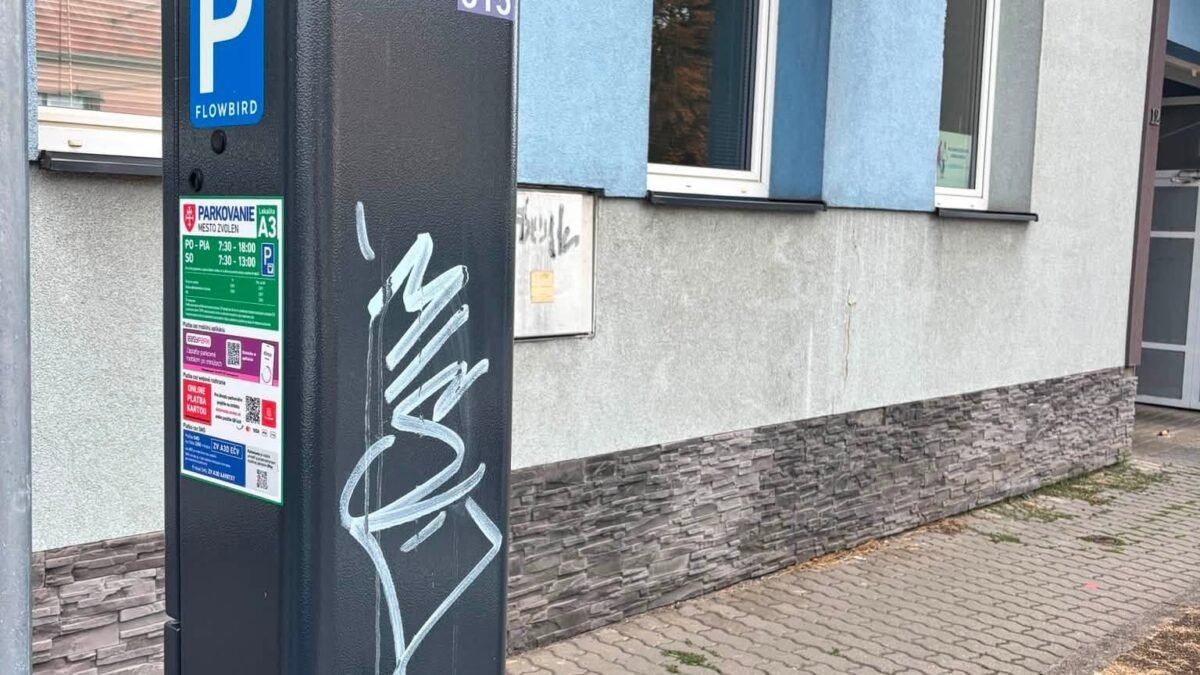 Mesto Zvolen: PARKOMATY ČISTÍ MESTO SVOJPOMOCNE, ŠETRÍ TAK NÁKLADY