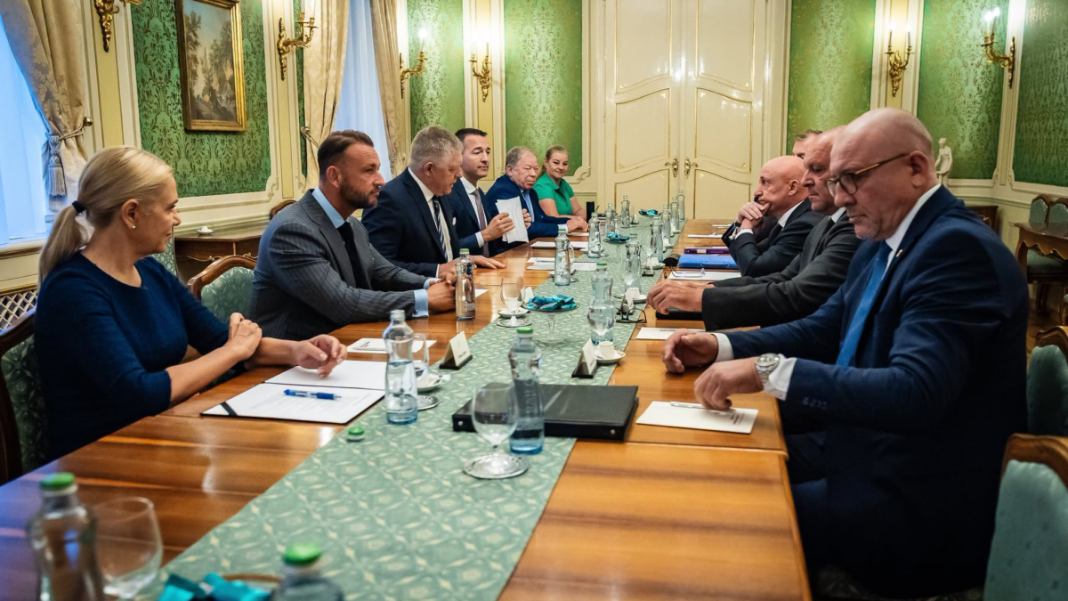 Robert Fico: STANOVISKO K TÉME NOVÉHO JADROVÉHO ZDROJA PO ROKOVANÍ NA ÚRADE VLÁDY SR ​