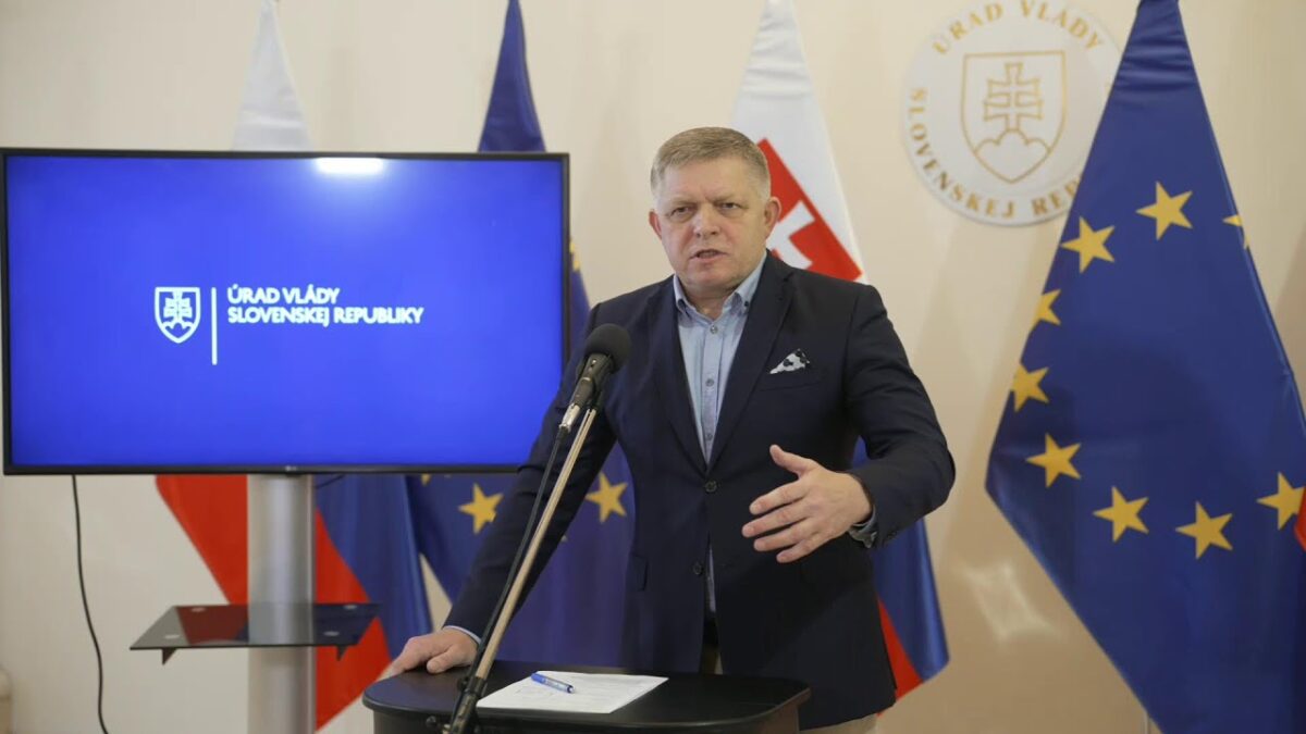 Tlačová konferencia predsedu vlády SR Roberta Fica na tému: Dobré správy pre Slovensko