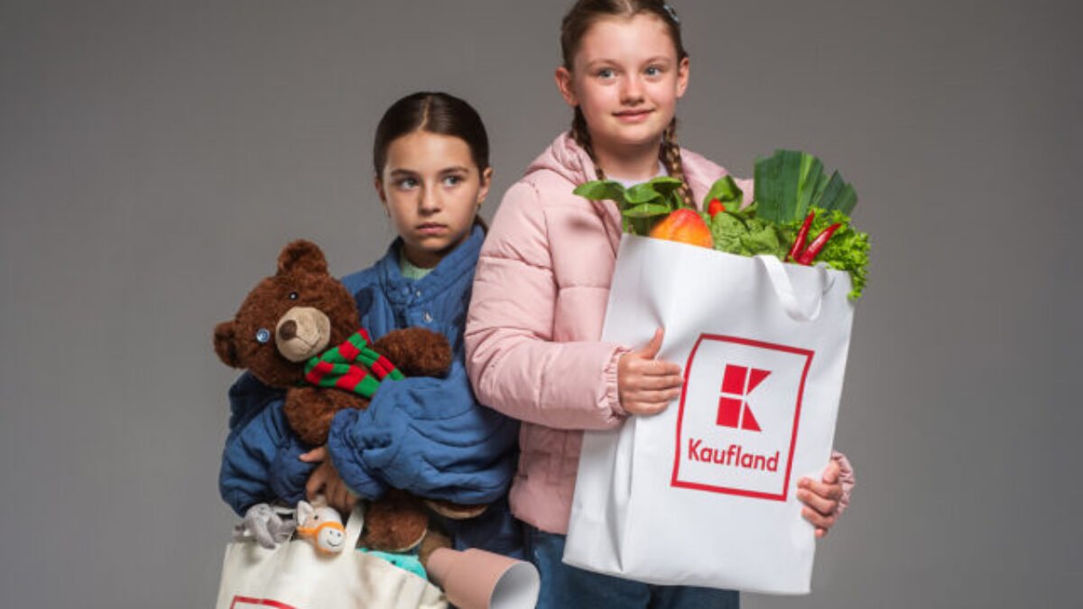 Aby deti neprišli o domov: Adventný kalendár od  Kauflandu pomáha rodinám ohrozeným stratou bývania
